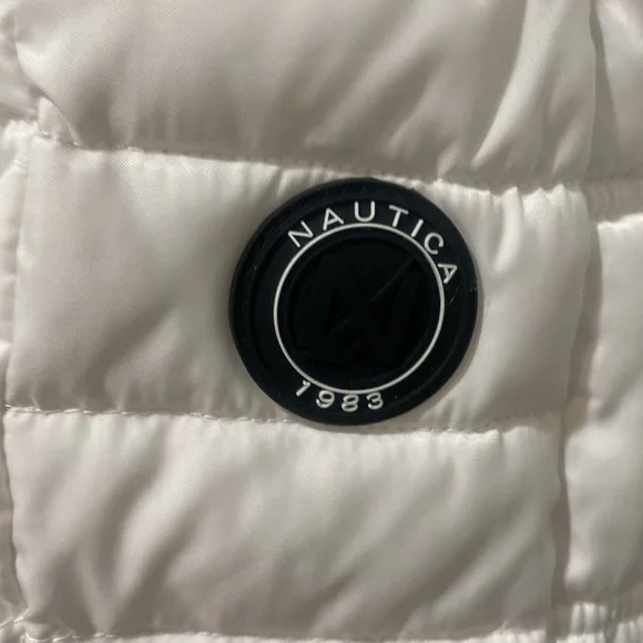 Nautica Women's White Puffer Jacket - Picture 6 of 12